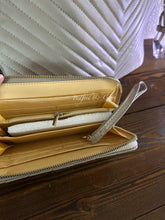 Load image into Gallery viewer, The Abigail Tote & Wallet Set