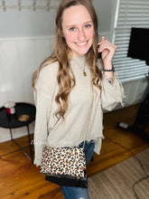 Load image into Gallery viewer, The Quinn Cross Body