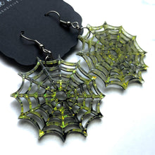 Load image into Gallery viewer, Spider Webs in Potion Green